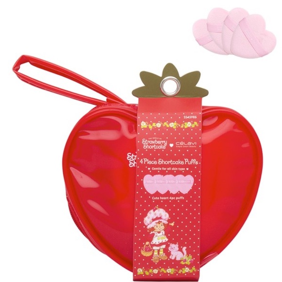 Strawberry Shortcake Other - CELAVI X STRAWBERRY SHORTCAKE 4PC
SHORTCAKE PUFFS W HEART BAG,